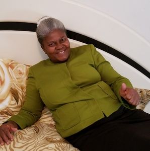 Meet your Posher, Elda